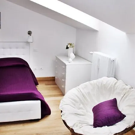 Apartment Lovin House *